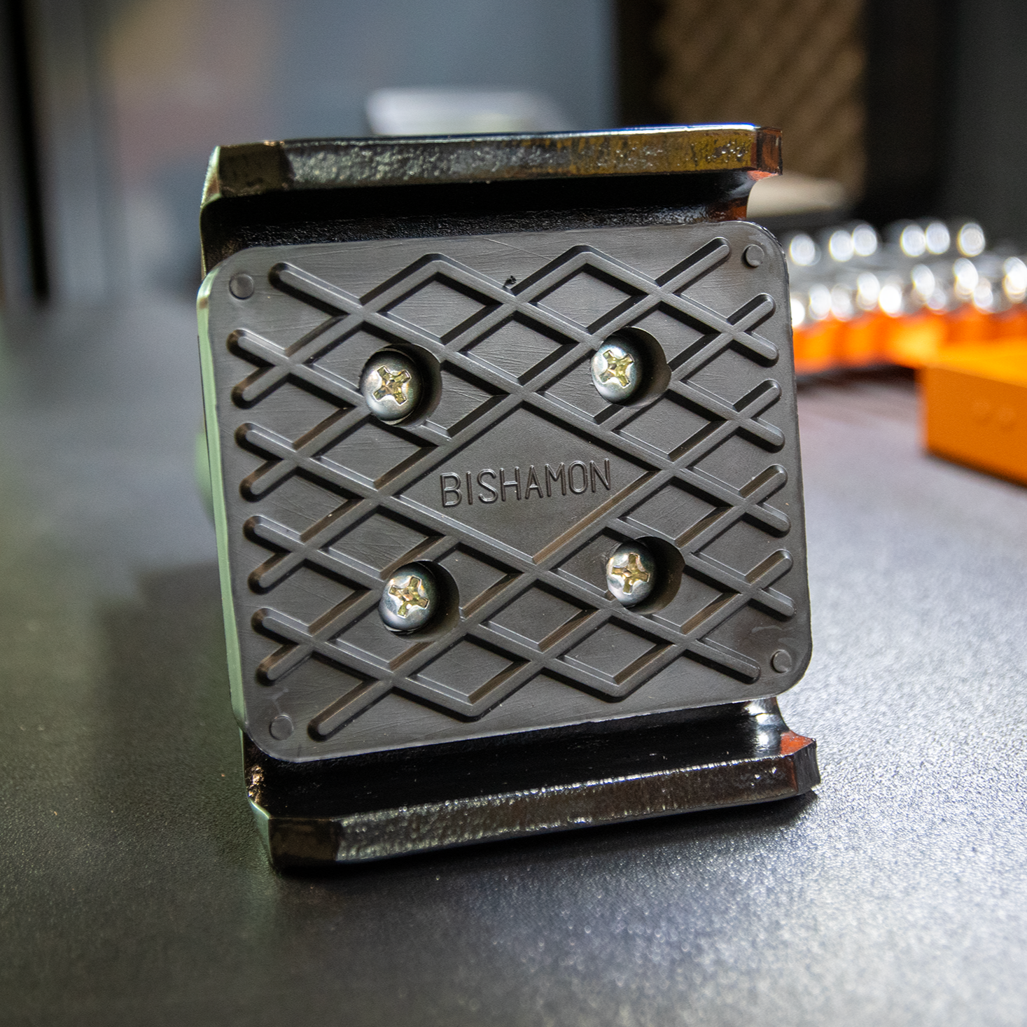 HA HEIGHT ADAPTOR AFTER SEPT 2005